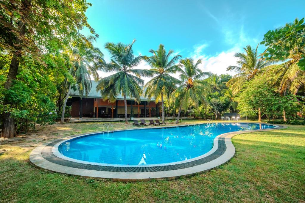 Outdoor Pool – Farm Villa by Heritage